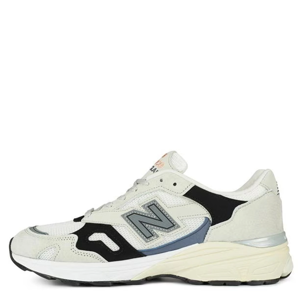 New Balance 920 Sneaker - White